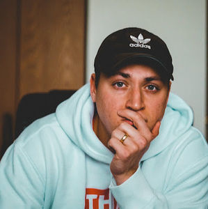 Meet your Posher, Andrew